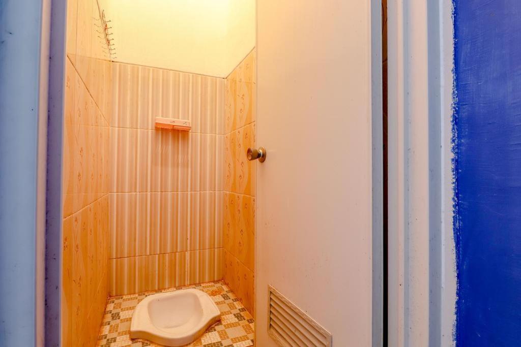 Pinky Guest House Syariah Kota Batu Esterno foto